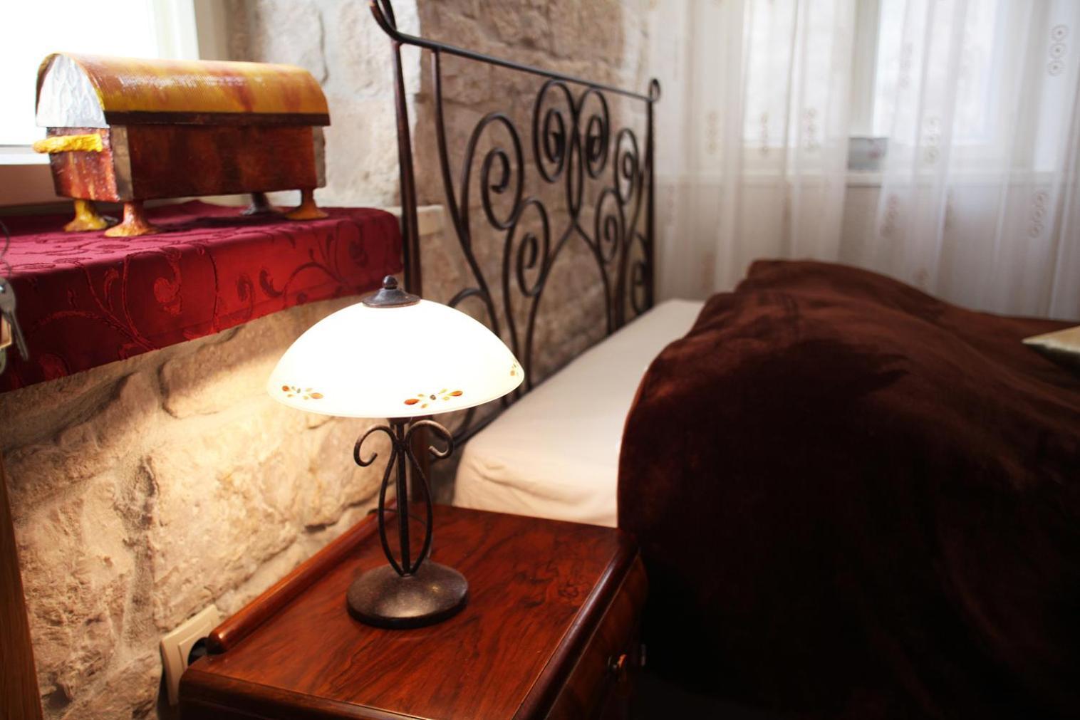 Tragurium & Salona Apartments Trogir Rum bild